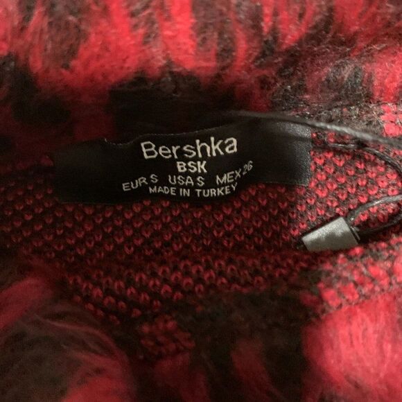 bershka womens red black leopard print crop fuzzy turtleneck sweater small - Picture 6 of 7